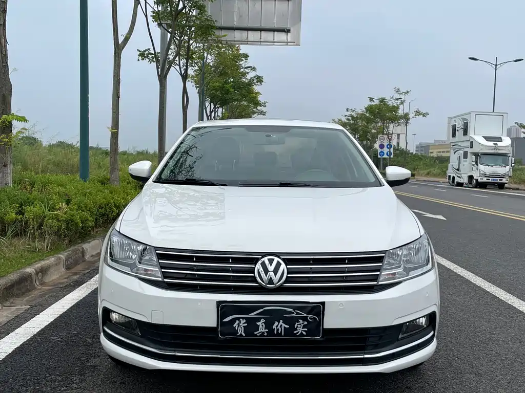 Volkswagen Lavida — миниатюра 2