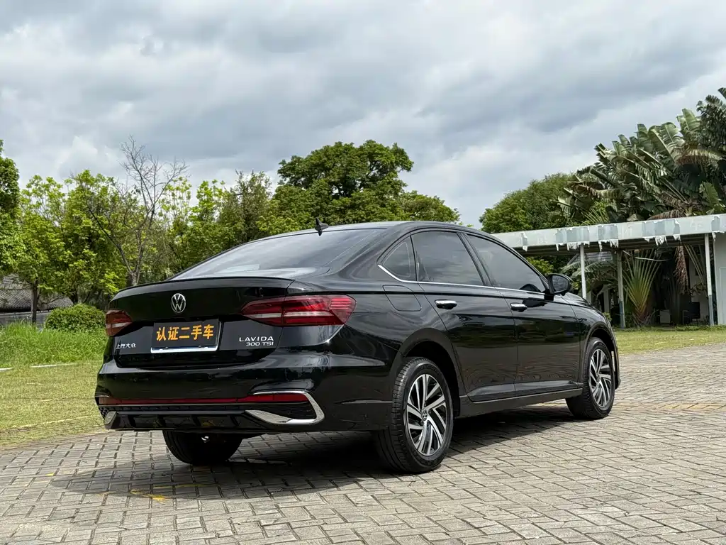 Volkswagen Lavida — миниатюра 13