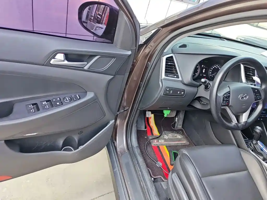Hyundai Tucson — миниатюра 16