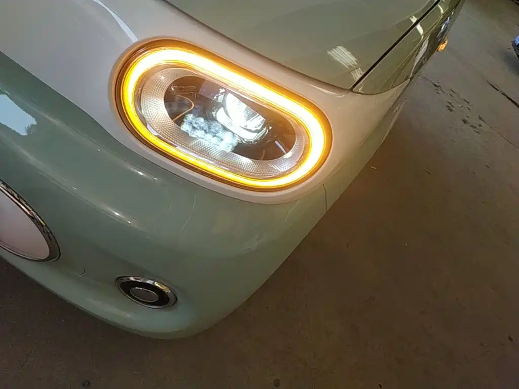 Wuling MINIEV — миниатюра 24