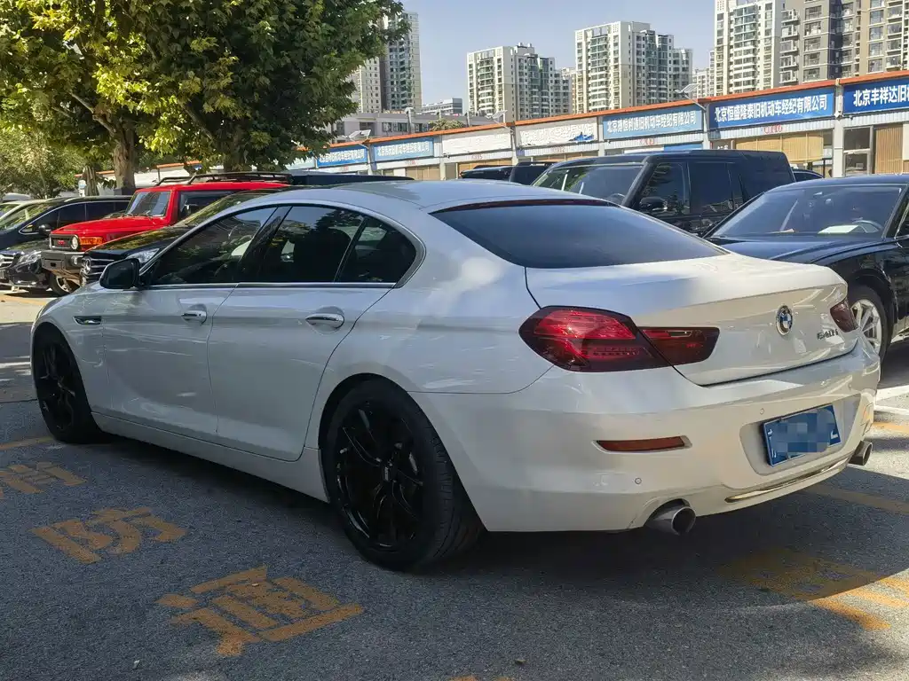 BMW 6 Series — миниатюра 14