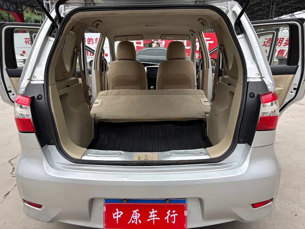 Nissan Livina — миниатюра 14