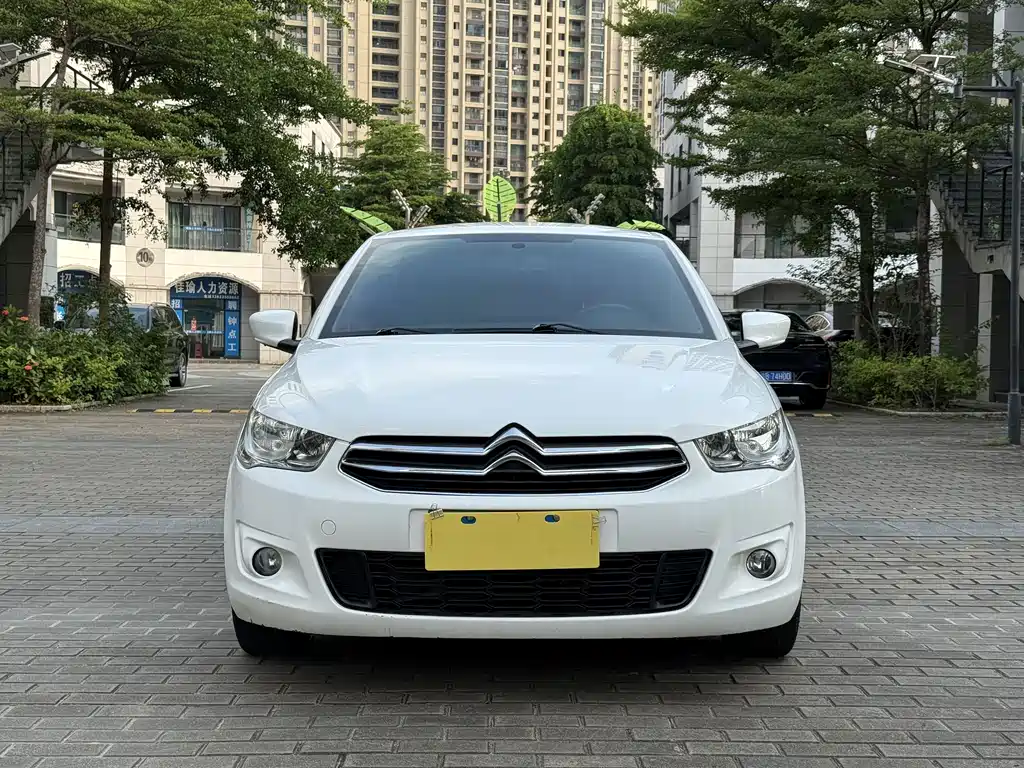 Citroen Elysee — миниатюра 2