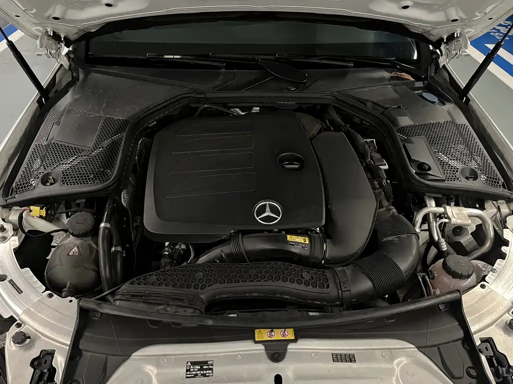 Mercedes-Benz C-Class — миниатюра 9