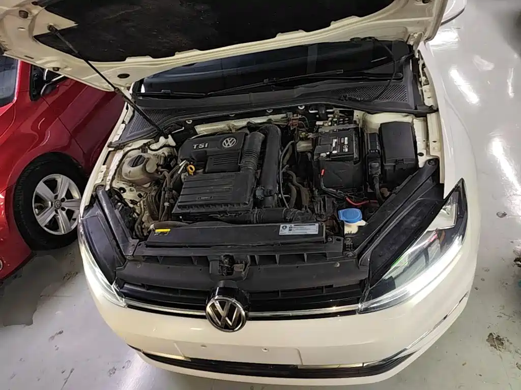 Volkswagen Golf — миниатюра 20