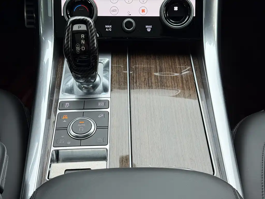 Land Rover Sport PHEV — миниатюра 19