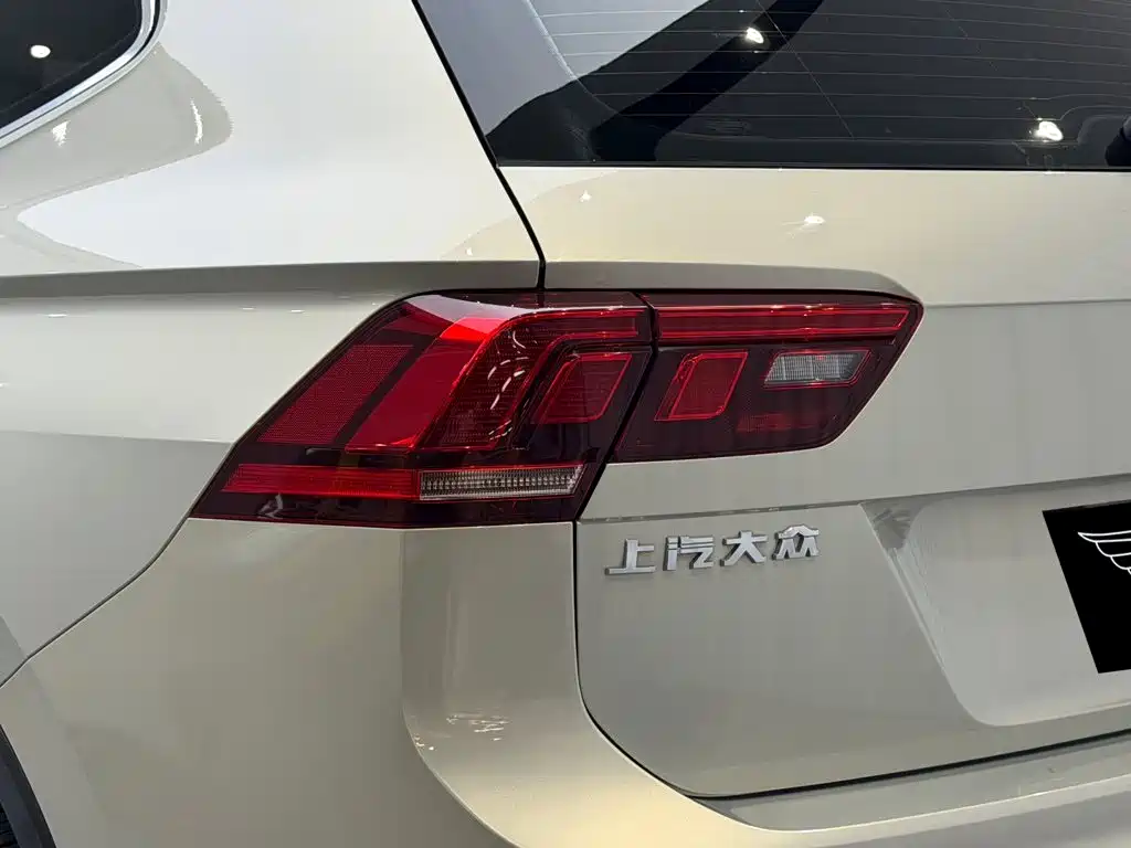 Volkswagen Tiguan L — миниатюра 5