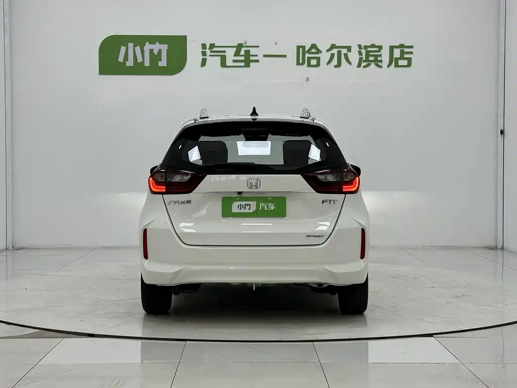 Honda Fit — миниатюра 6