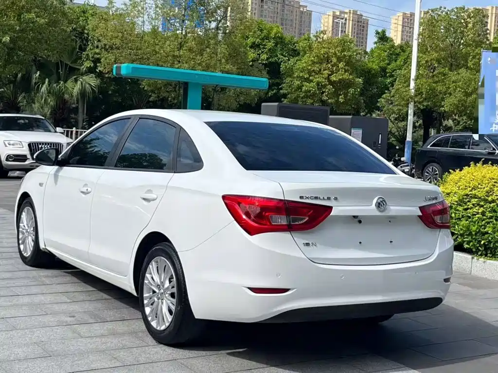 Buick Excelle — миниатюра 5