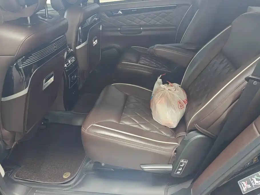 Mercedes-Benz R-Class — миниатюра 11