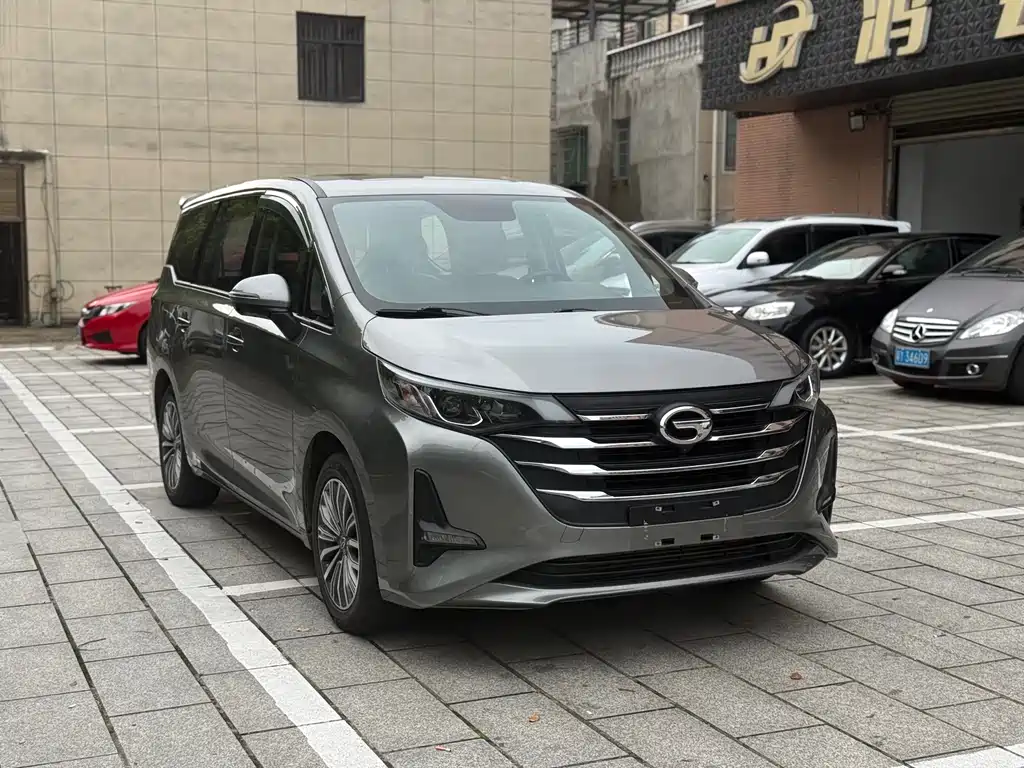 GAC Motor Trumpchi M6 - фото 2