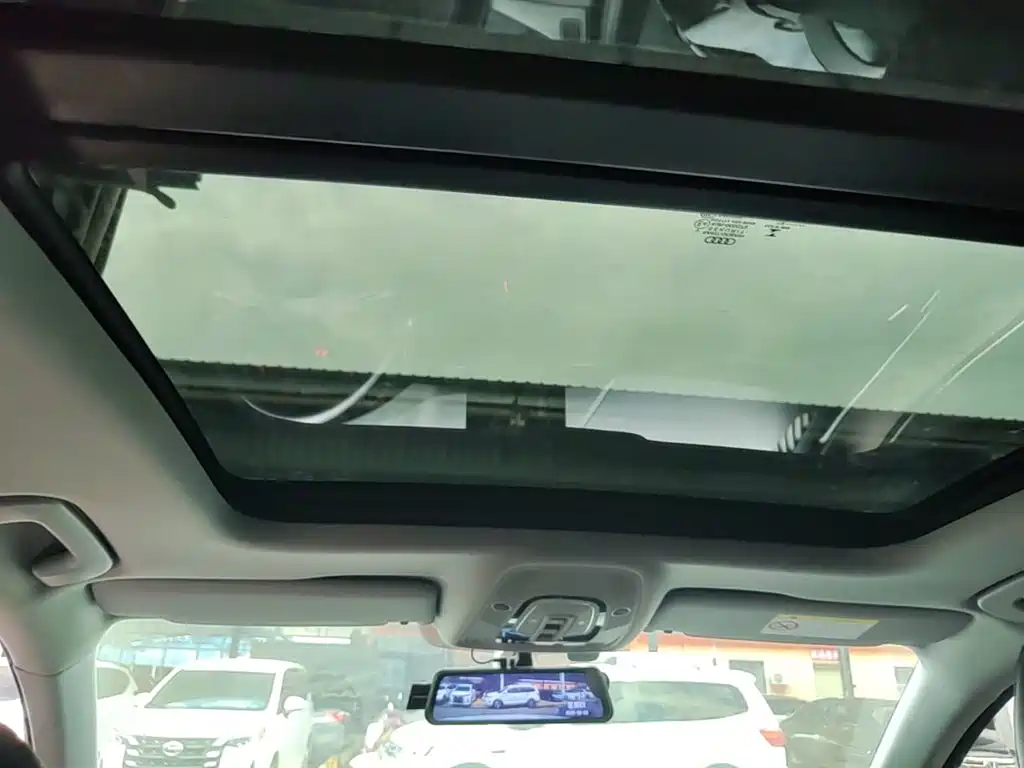 Audi A4L — миниатюра 18
