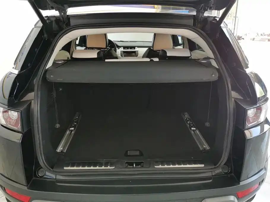 Land Rover Range Rover Evoque 2012 2.0T 5
