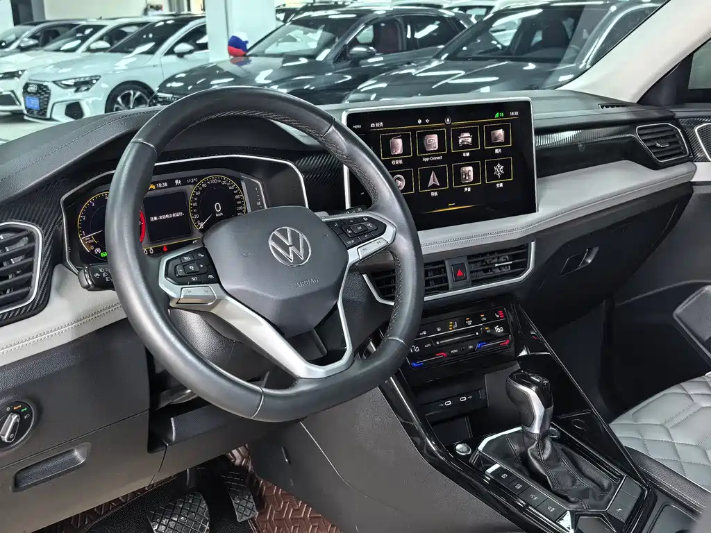 Volkswagen Tayron 2023 280TSI Luxury Plus