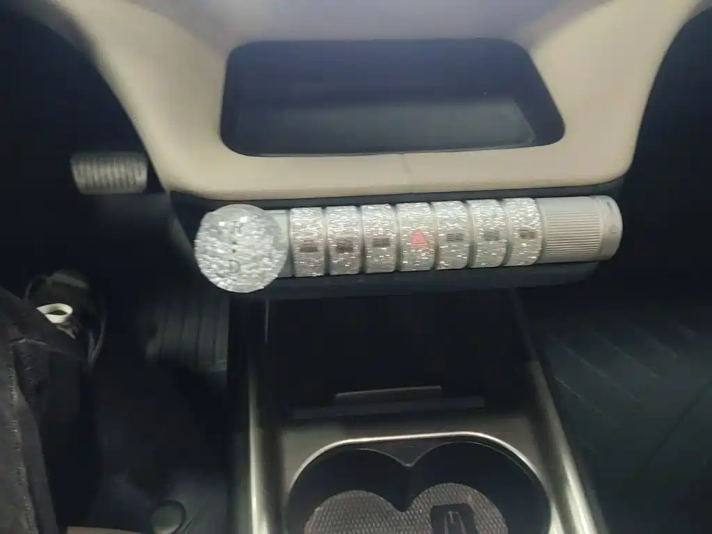 BYD Dolphin — миниатюра 14