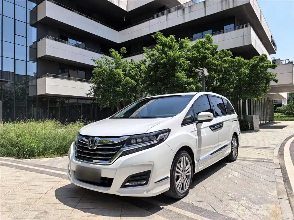 Honda Elysion 2019
