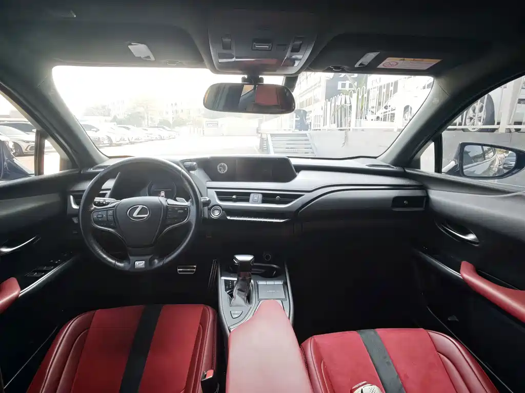 Lexus UX — миниатюра 7