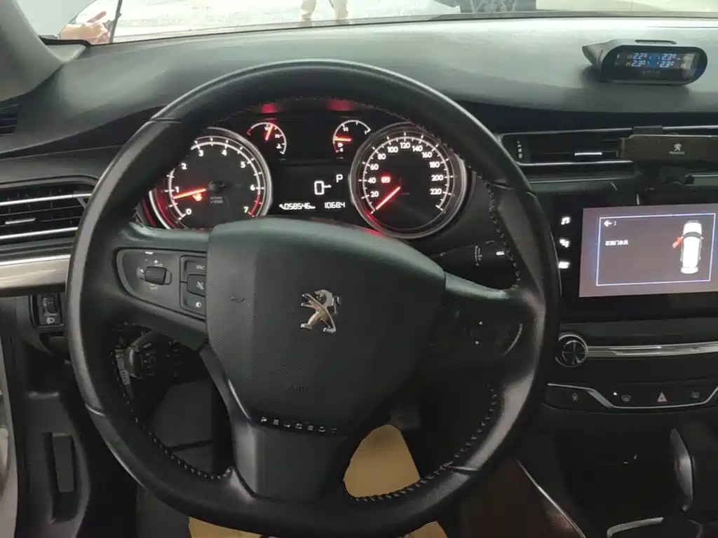 Peugeot 408 — миниатюра 11
