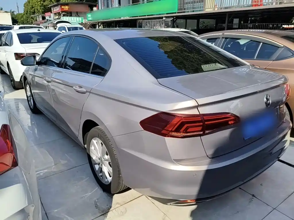 Volkswagen Bora — миниатюра 5