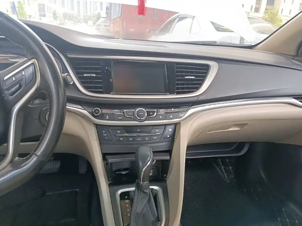 Buick Excelle — миниатюра 13