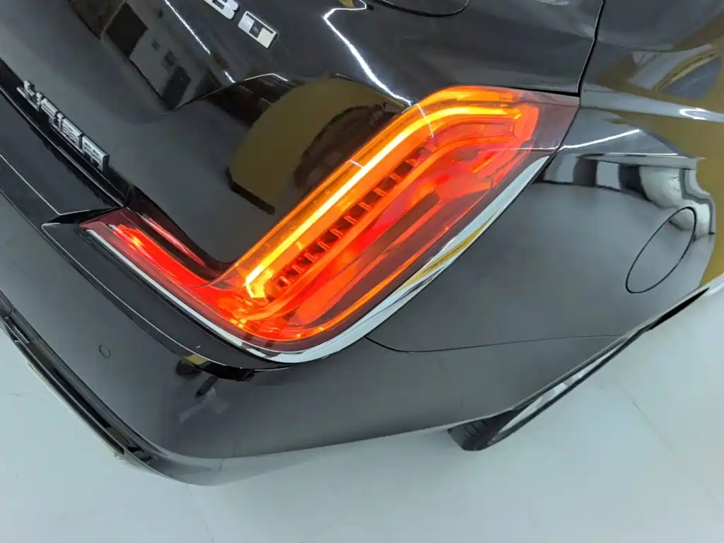 Cadillac XTS — миниатюра 8