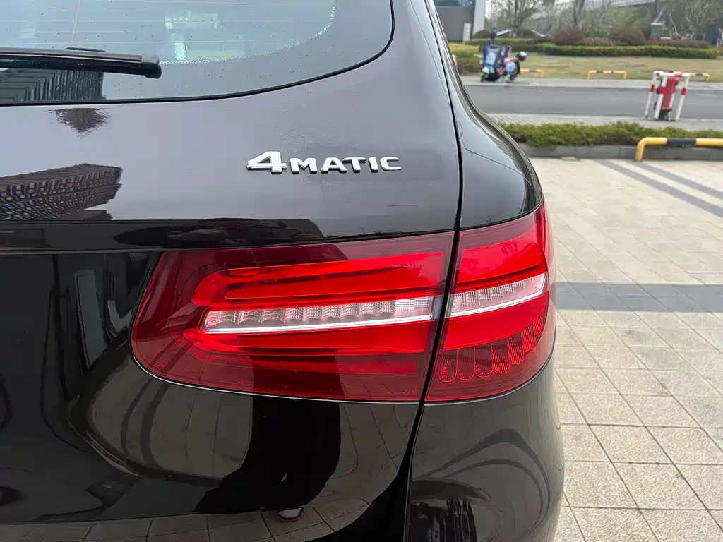 Mercedes-Benz GLC - фото 11