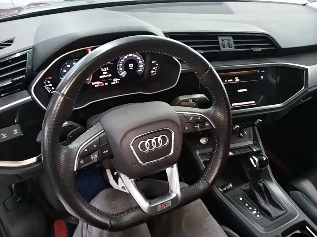 Audi Q3 Sportback — миниатюра 6