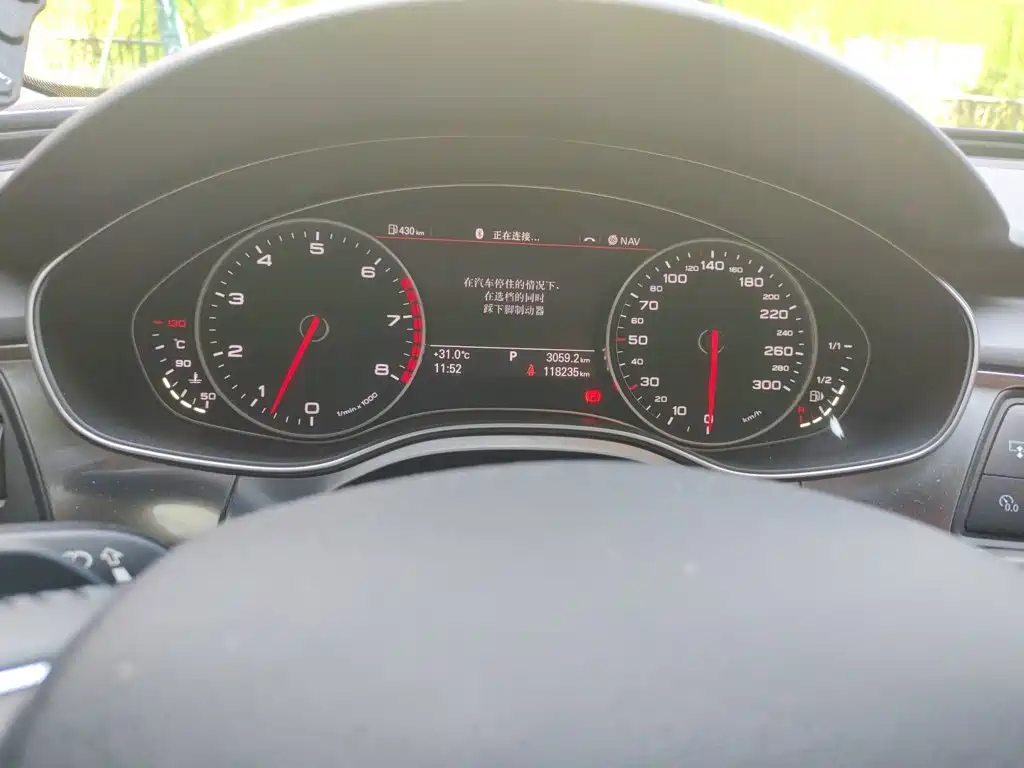 Audi A6L — миниатюра 5