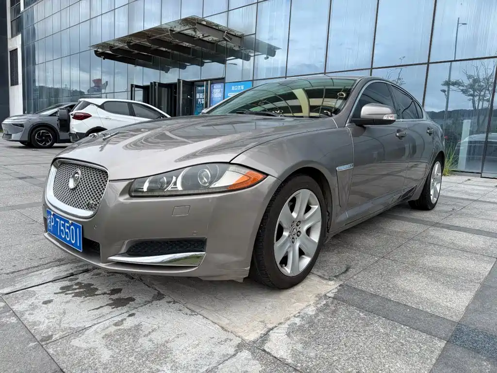 Jaguar XF — миниатюра 2