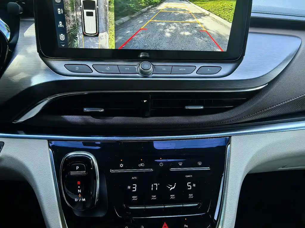 Buick GL8 2023 Smart