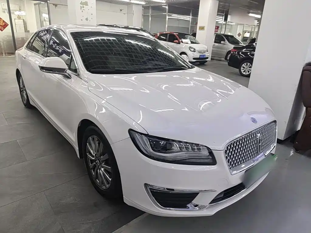 Lincoln MKZ — миниатюра 4