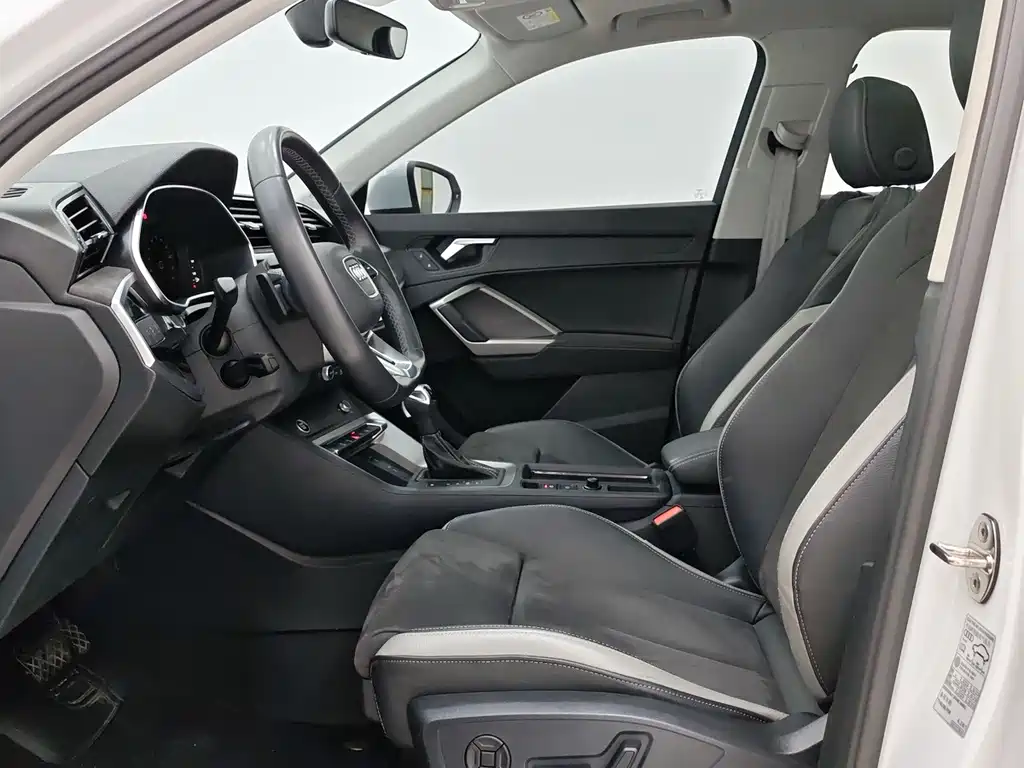 Audi Q3 — миниатюра 8