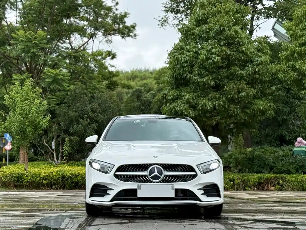Mercedes-Benz A-Class A 2020 A 200 L Sport