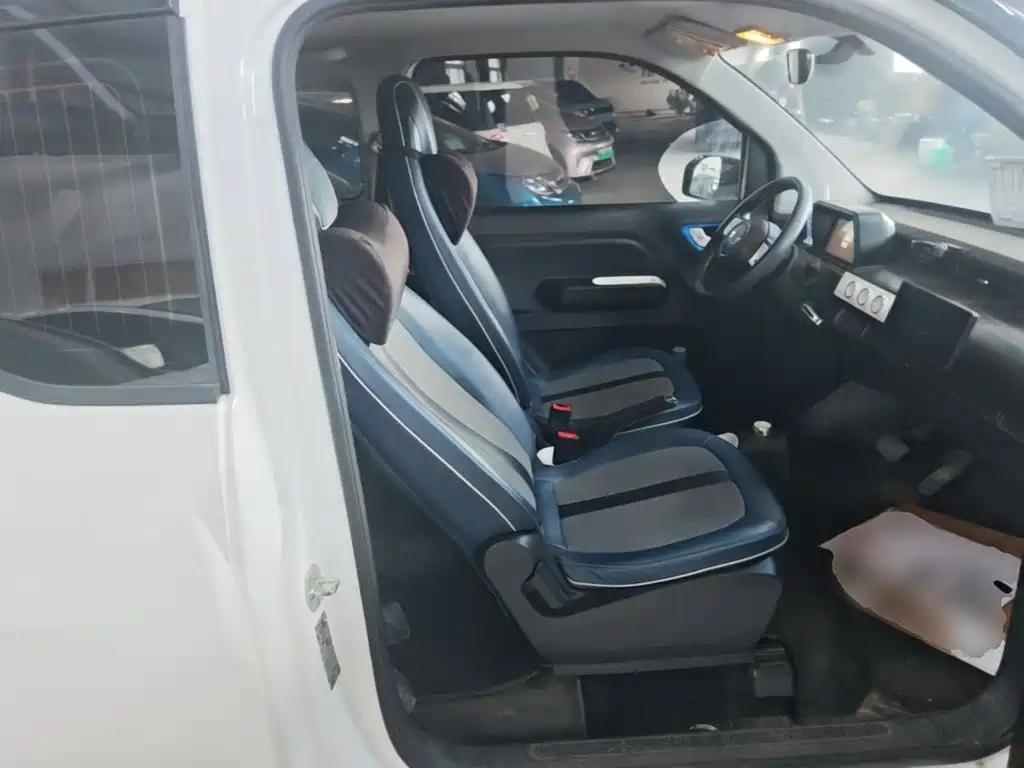 Wuling MINIEV — миниатюра 25