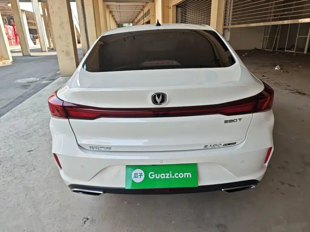 Changan Eado — миниатюра 6