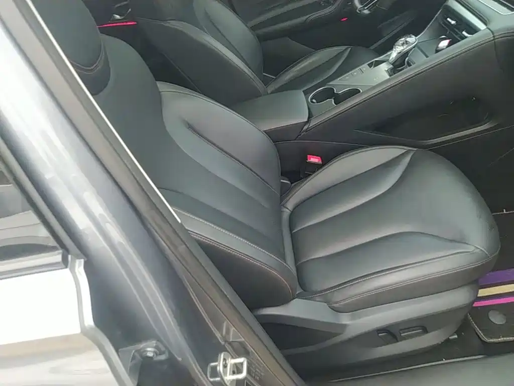 Roewe RX5 — миниатюра 25