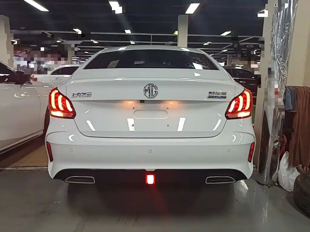 MG MG5 — миниатюра 6