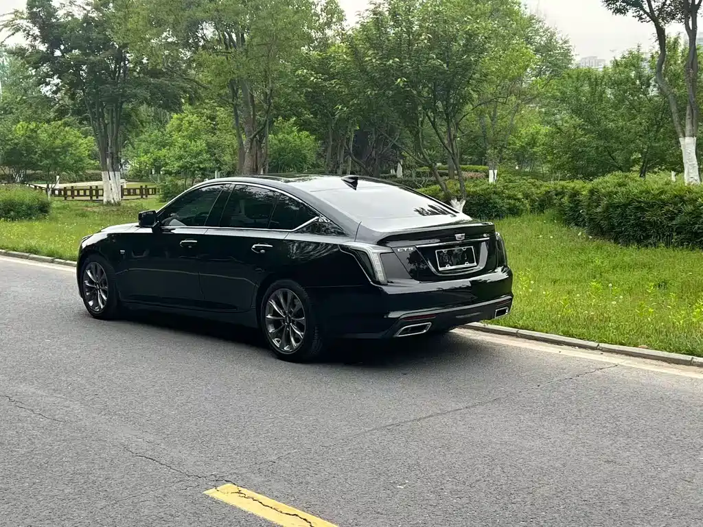 Cadillac CT5 — миниатюра 7