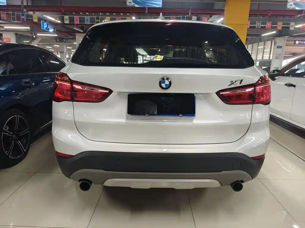 BMW X1 2016 sDrive20Li Luxury