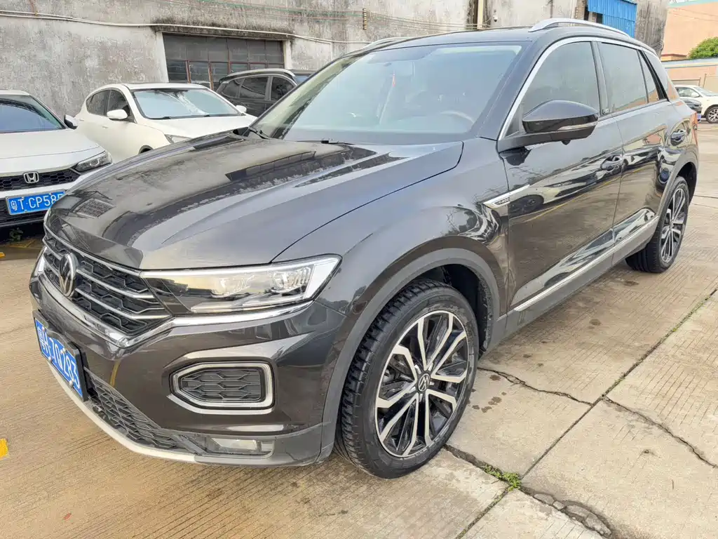 Купить Volkswagen T-Roc