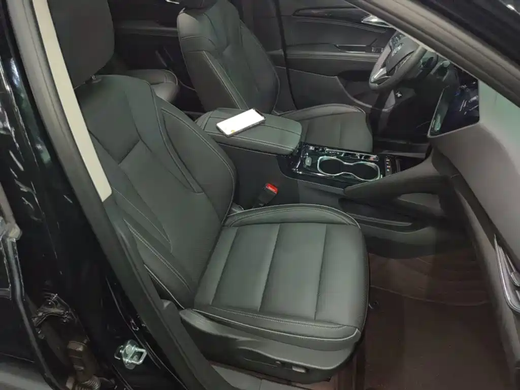 Buick Envision Plus — миниатюра 25