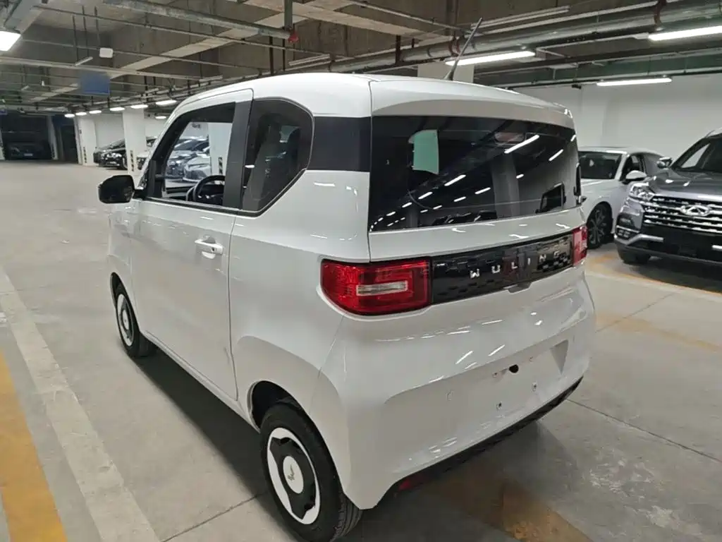 Wuling MINIEV — миниатюра 5