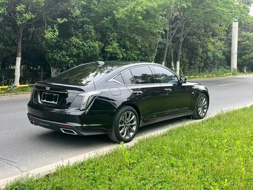Cadillac CT5 — миниатюра 5
