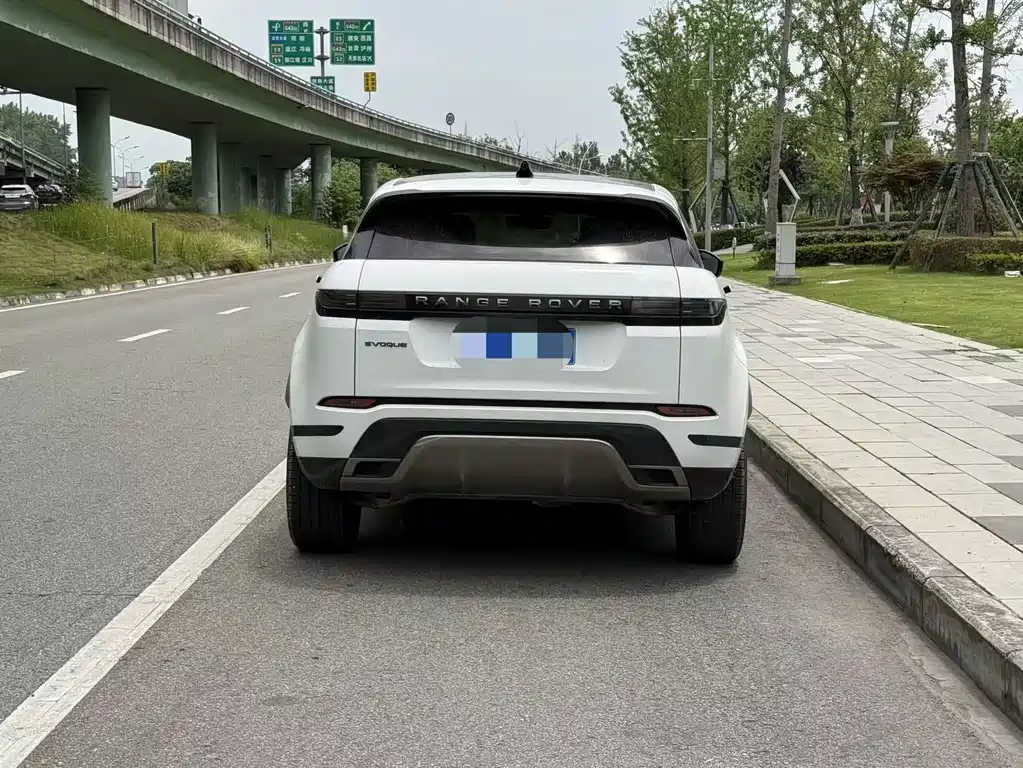 Land Rover Range Rover Evoque 2024 L SE