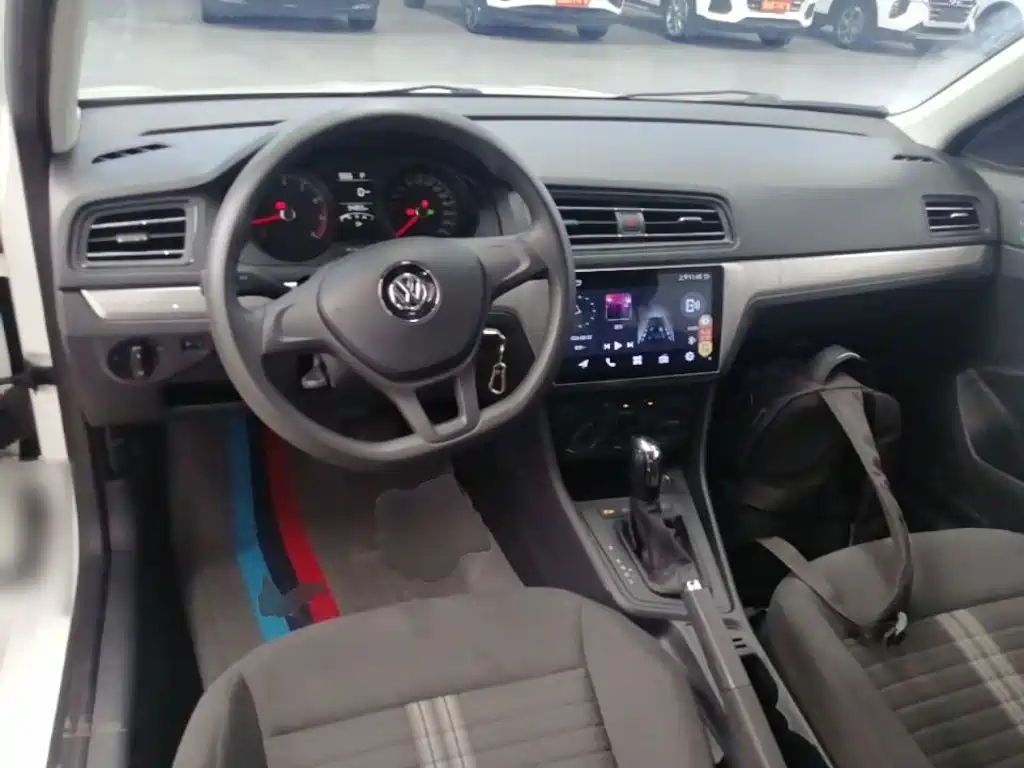 Volkswagen Lavida — миниатюра 10