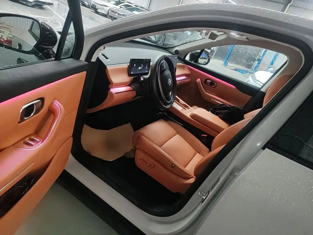 Leapmotor Leapmotor C10 — миниатюра 16