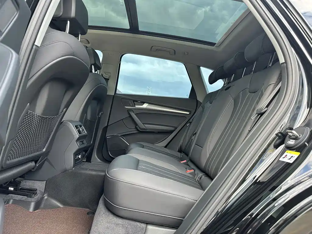 Audi Q5L — миниатюра 23