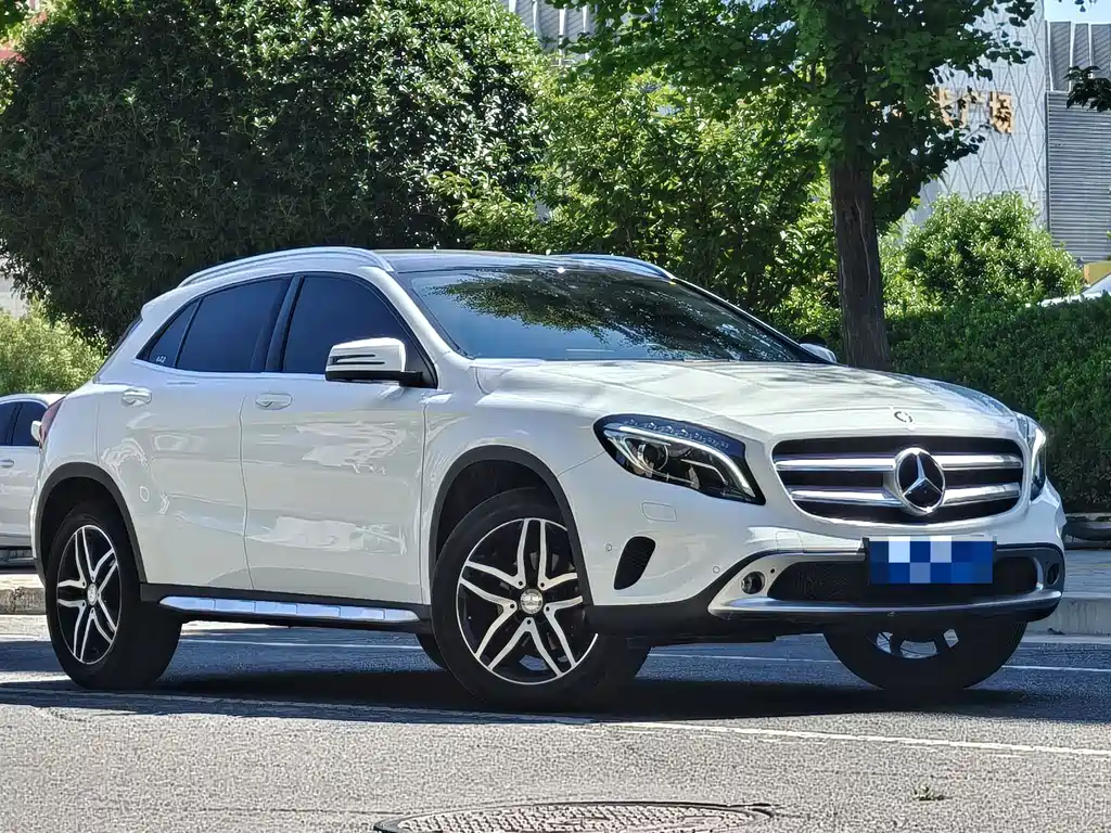 Mercedes-Benz GLA — миниатюра 6
