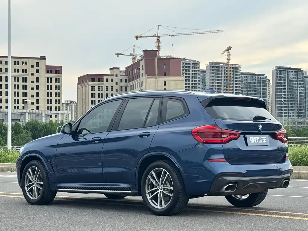 BMW X3 — миниатюра 8