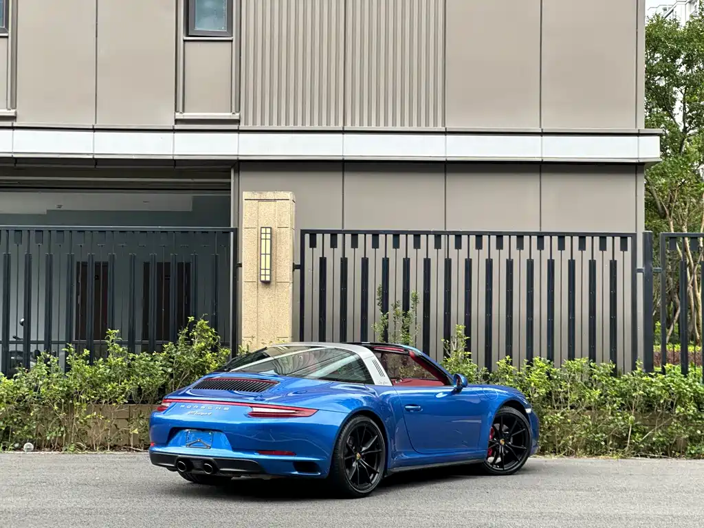 Porsche 911 — миниатюра 8